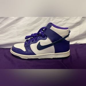 Purple Nike Dunks size 7Y (fits 8.5 women)
